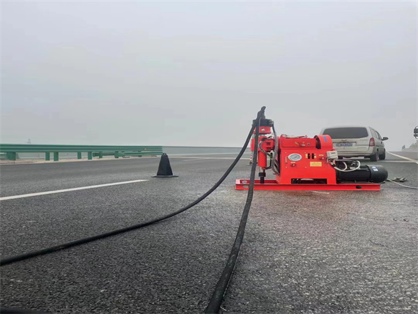 乐安马路路基路面开裂下沉注浆加固灌浆